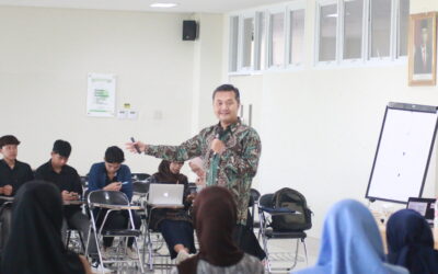 Mengulas Peluang dan Dinamika Governansi Digital Sektor Publik dalam Praktisi Mengajar di UNISA Yogyakarta